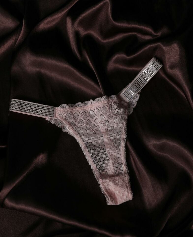 Love’s Secret Taşlı Dantelli Tanga Pudra - Tek Ebat