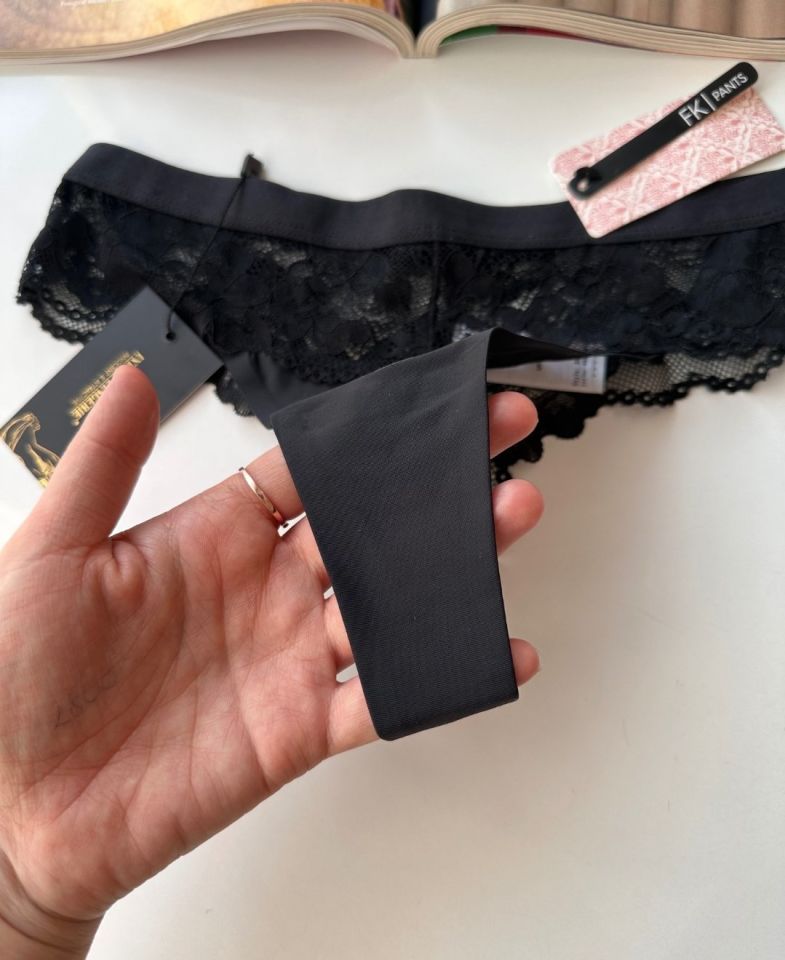 Orijinal Lazer Kesim Üstün Kalite Spandex Invisible Dikişsiz Dantelli Tanga - 2801 Siyah - M