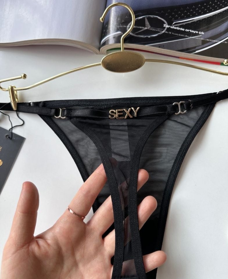 Valerie Siyah Arkası 'Sexy' Yazılı Ağı Pamuklu Fantezi Tül Tanga - Limited Siyah - L/XL