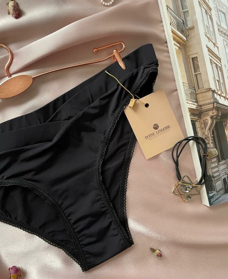 Kadın Rahat Kumaş Önü V Detaylı Günlük Kullanım Mikro Saten Slip- Natalia Siyah - XL
