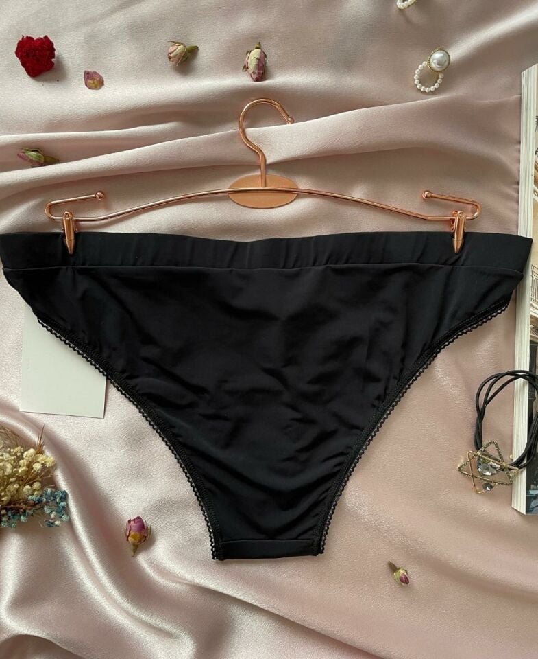 Kadın Rahat Kumaş Önü V Detaylı Günlük Kullanım Mikro Saten Slip- Natalia Siyah - XL