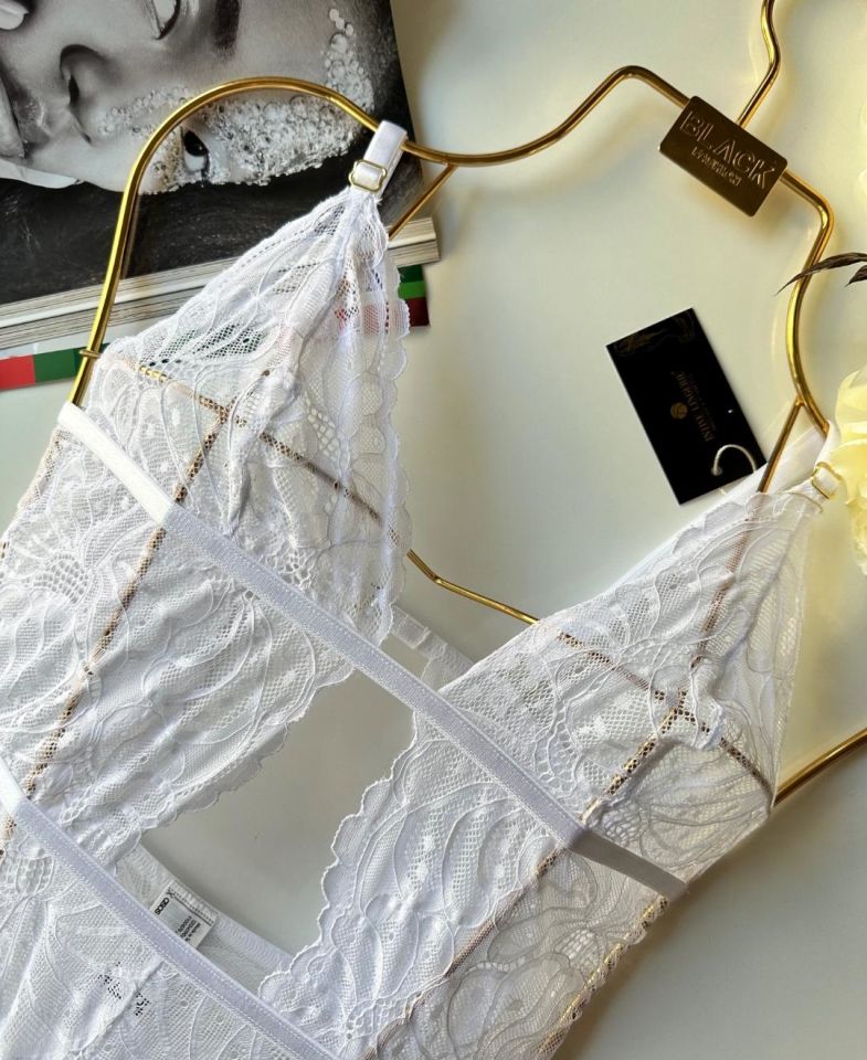 Beyaz Dantelli Dekolte Detaylı Çıtçıtlı Babydoll (Üstün Kalite Kumaş)