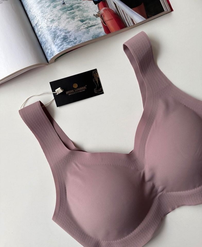 Carla Balensiz Dikişsiz Push-up Invisible Ice-Silk (Görünmez) Sütyen - İthal Bra Carla Balensiz Dikişsiz Push-up Invisible Ice-Silk (Görünmez) Sütyen - İthal Bra