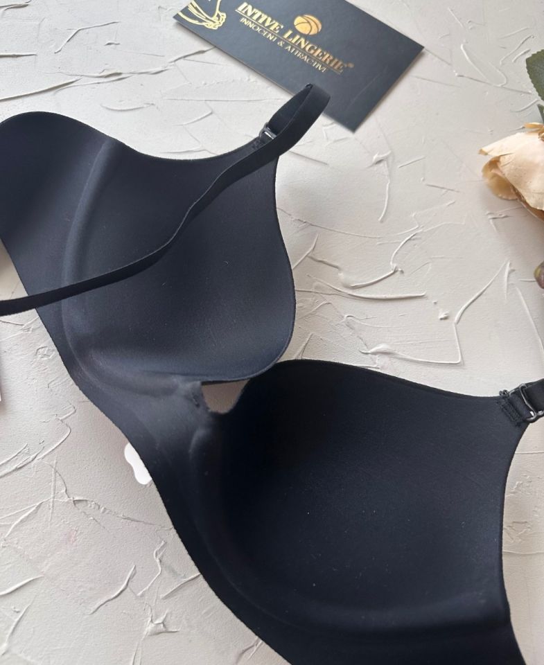 Intive Lazer Kesim Dikişsiz Hafif Destekli İz Yapmaz Balenli İnce Askılı Sütyen Siyah - 80B