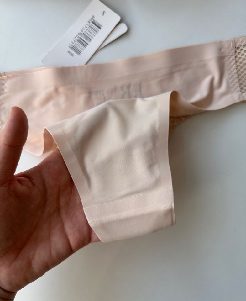 Orijinal Lazer Kesim Üstün Kalite Spandex Invisible Dikişsiz Dantelli Slip- 2804 Pudra  - M