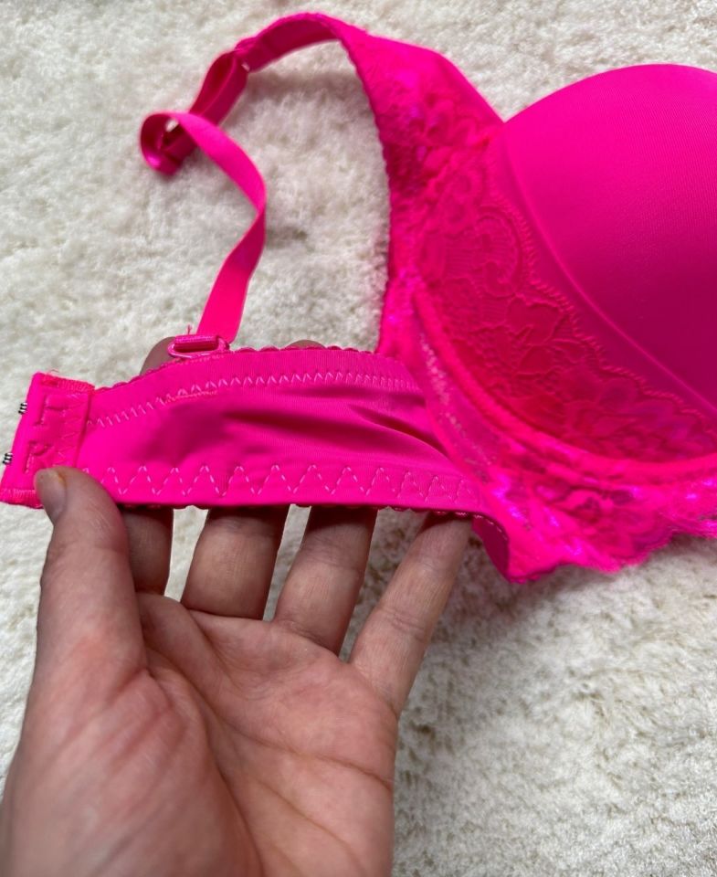 FK Lingerie Dantelli Push-up Balenli İthal Kaliteli Sütyen (Fırsat Ürünü)- 189 Fuşya - 75B