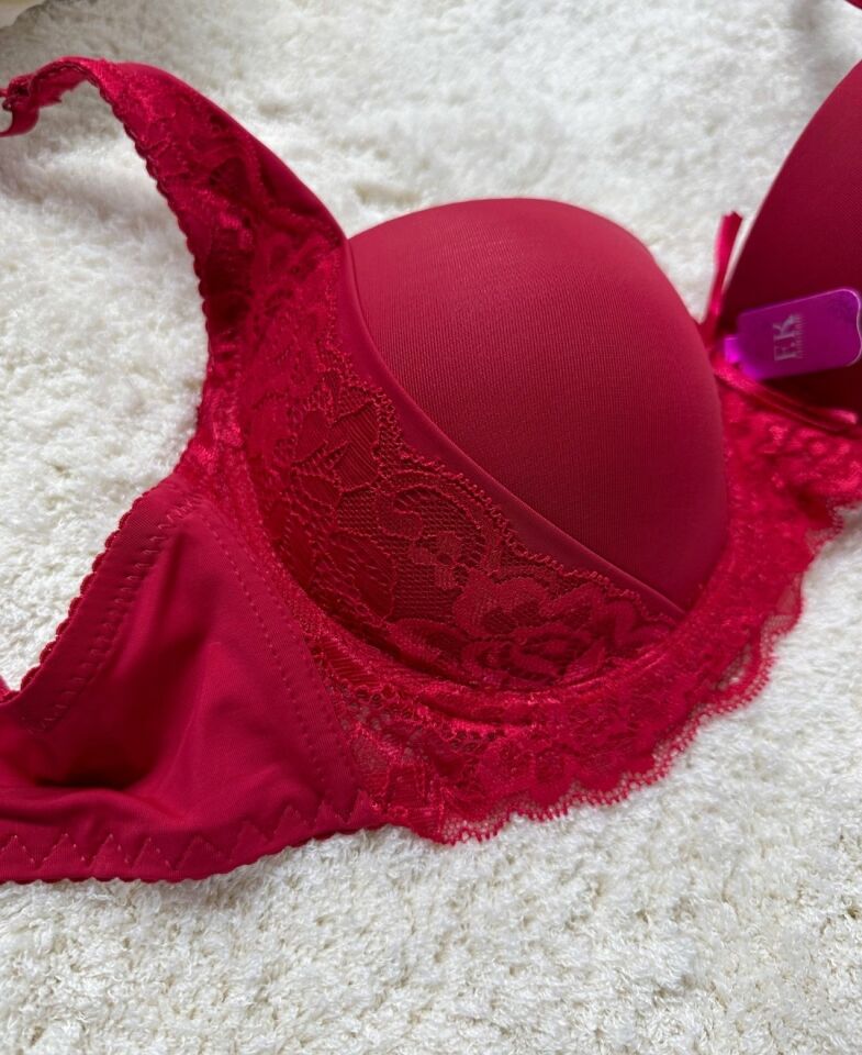 FK Lingerie Dantelli Push-up Balenli İthal Kaliteli Sütyen (Fırsat Ürünü)- 189 Kırmızı - 75B