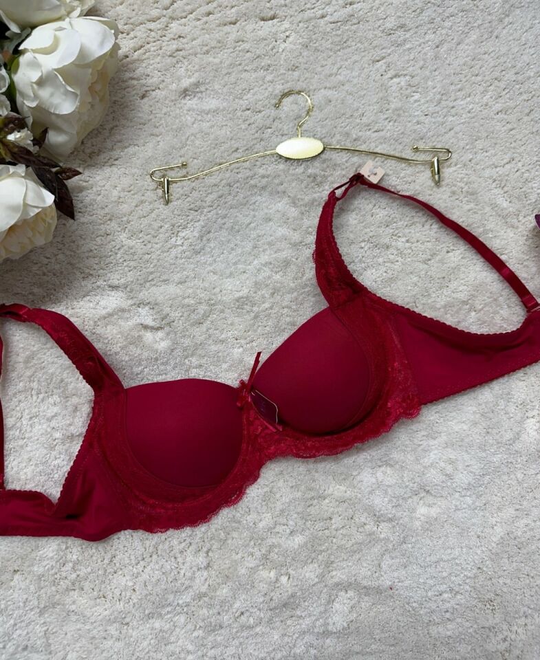 FK Lingerie Dantelli Push-up Balenli İthal Kaliteli Sütyen (Fırsat Ürünü)- 189 Kırmızı - 90B