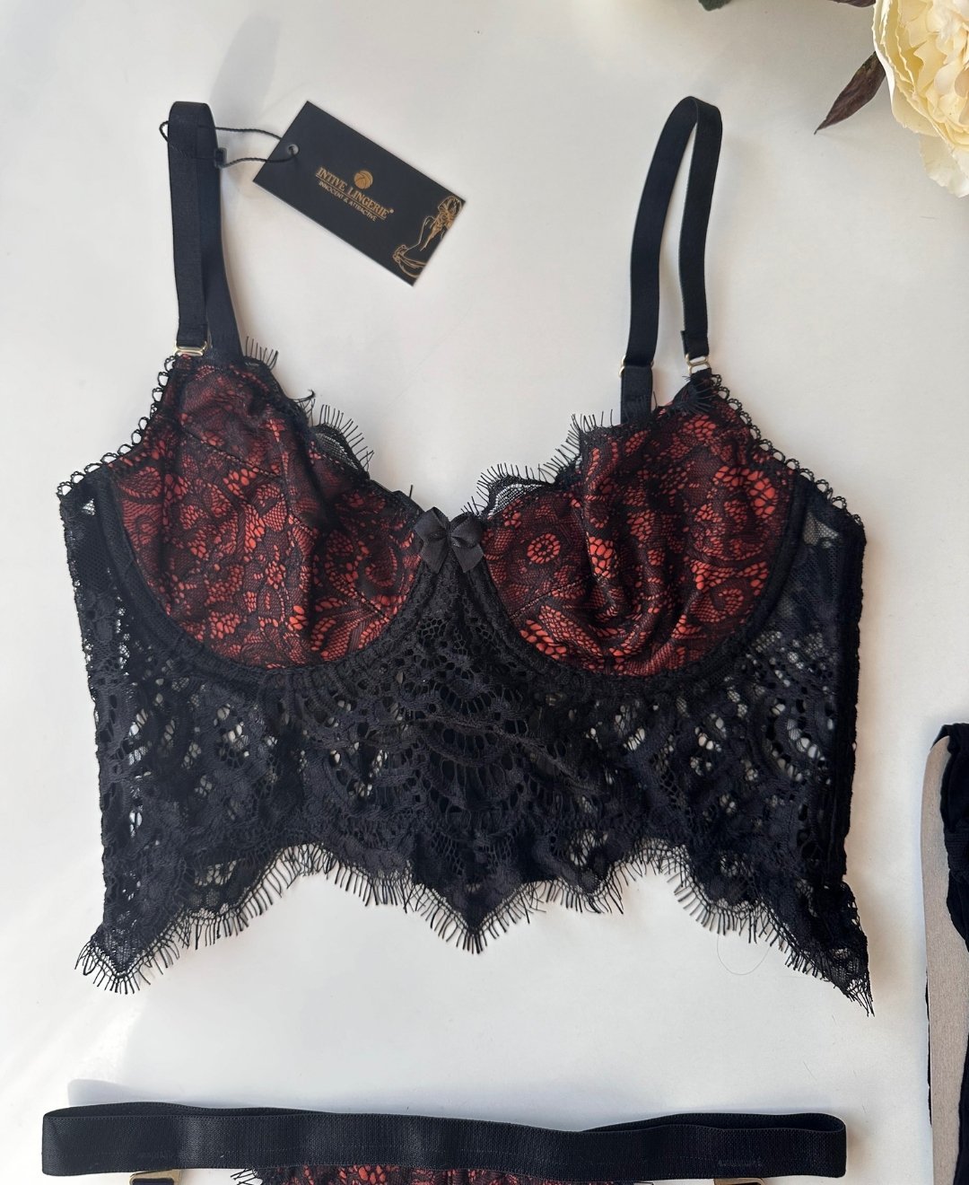 Sakallı Dantelden Balenli Sütyen Jartiyerli String Çoraplı Takım - 10100 Siyah - XL
