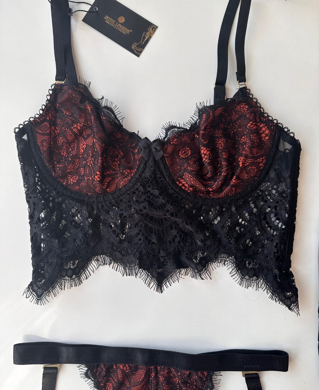 Sakallı Dantelden Balenli Sütyen Jartiyerli String Çoraplı Takım - 10100 Siyah - XL