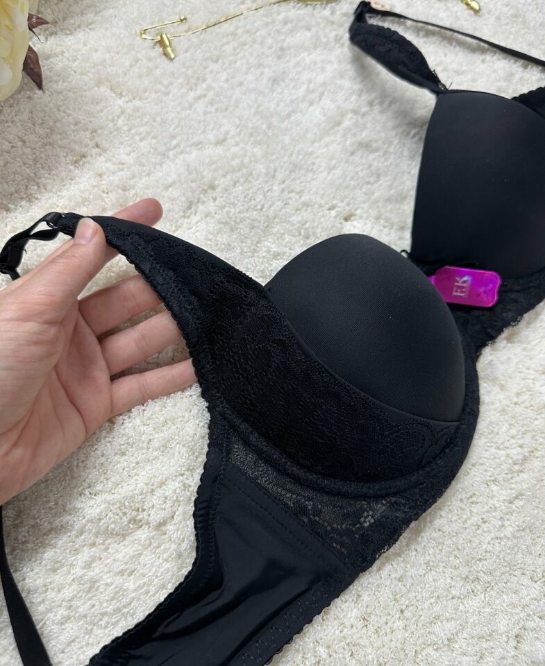FK Lingerie Dantelli Push-up Balenli İthal Kaliteli Sütyen (Fırsat Ürünü)- 189 Siyah - 75B