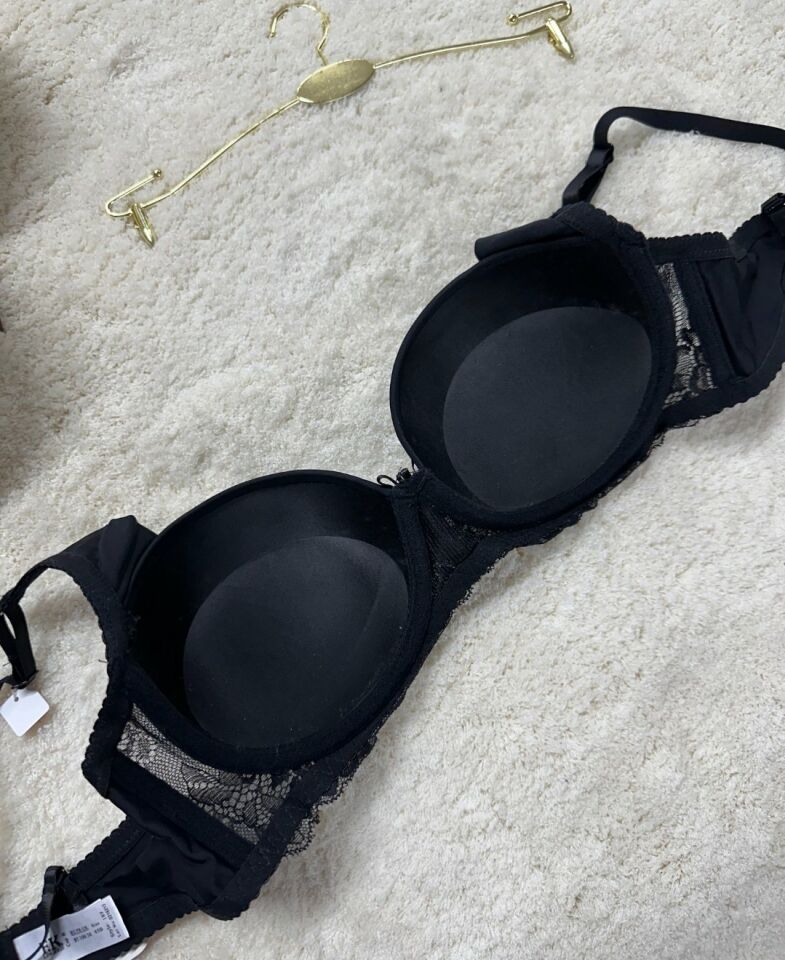 FK Lingerie Dantelli Push-up Balenli İthal Kaliteli Sütyen (Fırsat Ürünü)- 189 Siyah - 80B