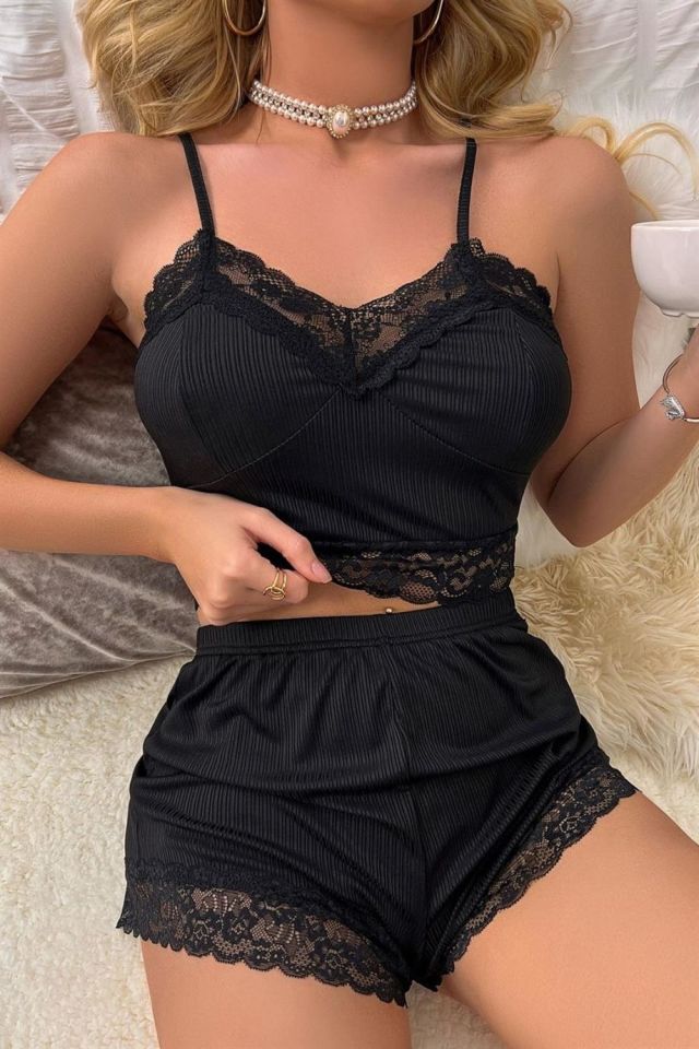 YNT Viskon Siyah  Askılı Dantelli Zarif  Şortlu Takım 7004 Siyah - 2XL