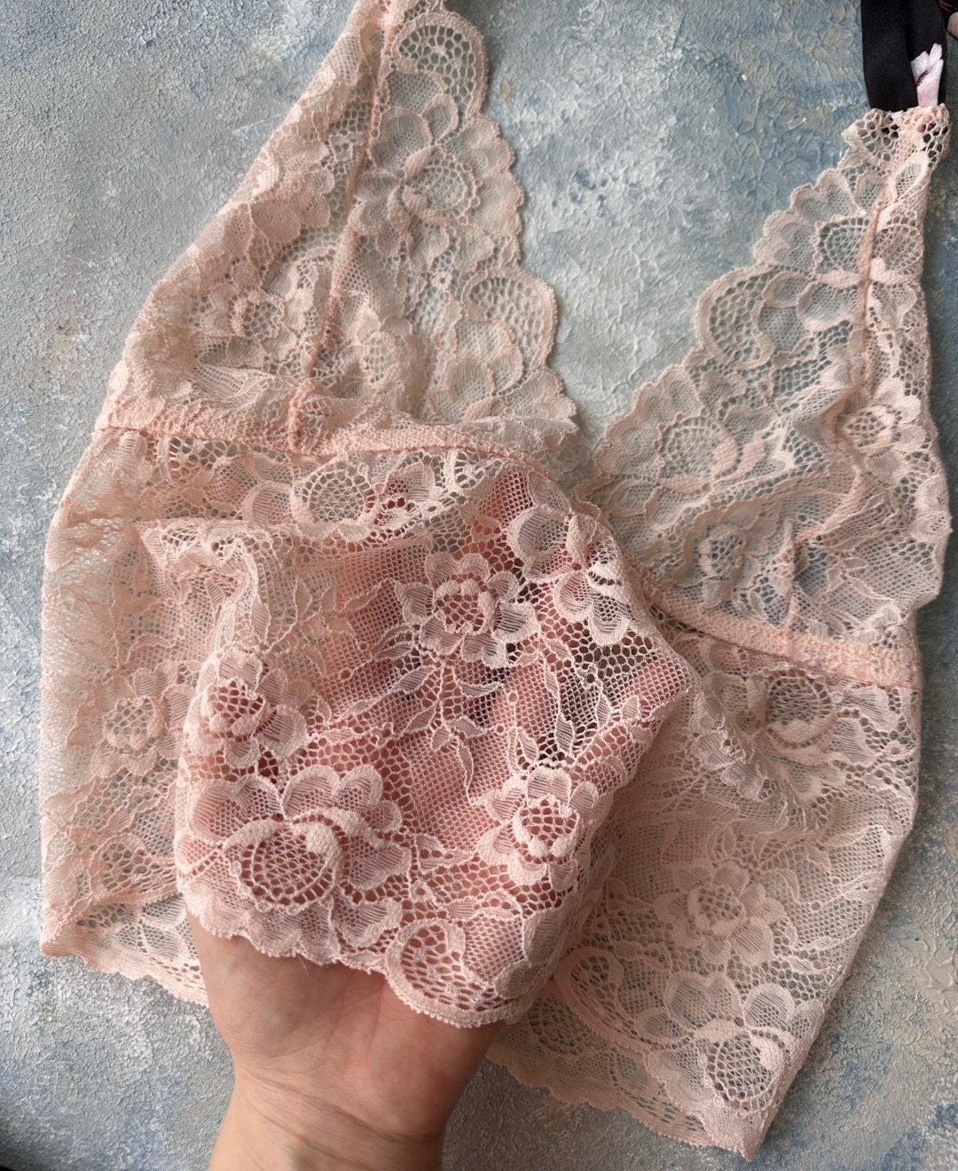 Kadın Saten Pudra Boyundan Bağlamalı Bralet Çiçekli Mini Şort Takım -3524 Pudra  - S