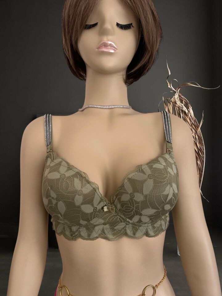 Jasmine Askıları Parlak Taşlı Hafif Destekli Dantelli Soft Cup İthal Sütyen (B-C Cup) Yeşil - 85