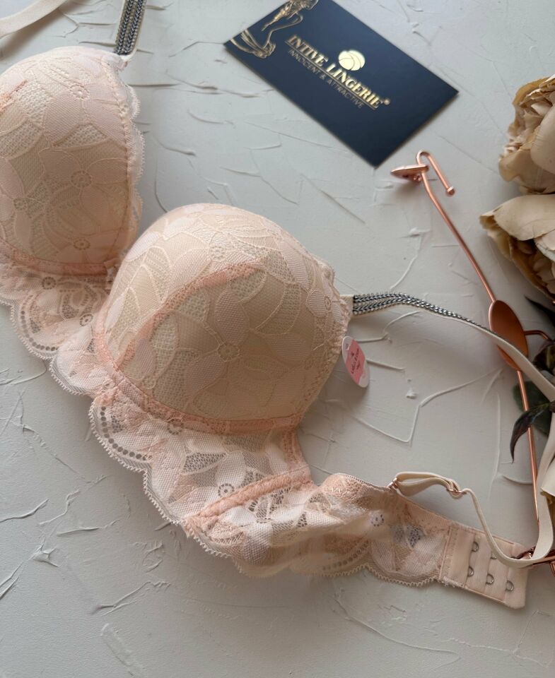 Jasmine Askıları Parlak Taşlı Hafif Destekli Dantelli Soft Cup İthal Sütyen (B-C Cup) Somon - 85