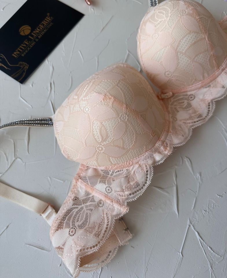 Jasmine Askıları Parlak Taşlı Hafif Destekli Dantelli Soft Cup İthal Sütyen (B-C Cup) Somon - 75
