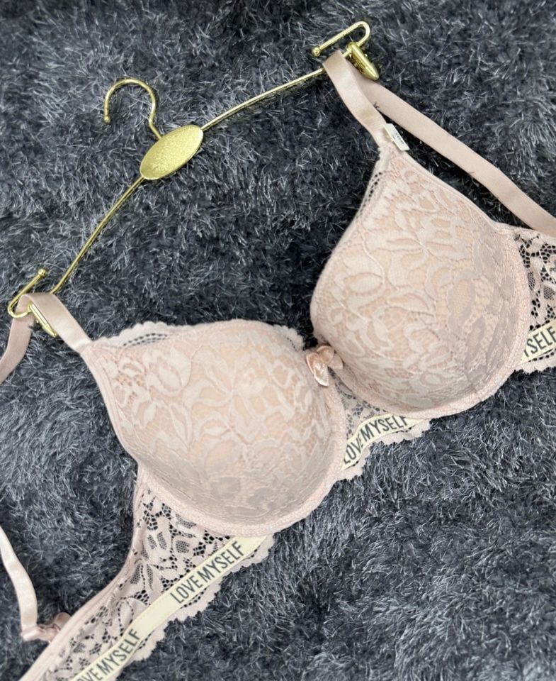 -Love myself- Yazılı Balenli Dantelli Desteksiz B-C Cup Uyumlu Sütyen (Gri,Siyah,Pudra) Pudra  - 80