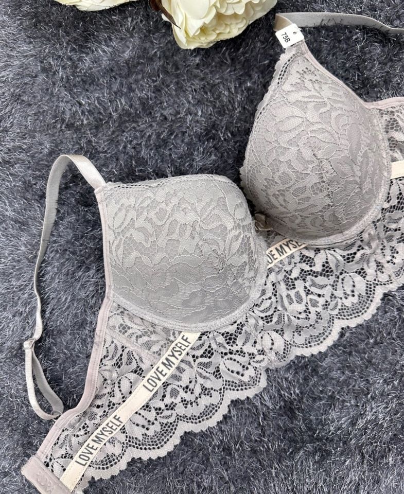 -Love myself- Yazılı Balenli Sakallı Dantel Hafif Destekli B-C Cup Uyumlu Sütyen Gri - 90B
