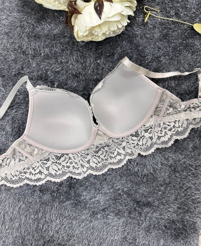 -Love myself- Yazılı Balenli Sakallı Dantel Hafif Destekli B-C Cup Uyumlu Sütyen Gri - 90B