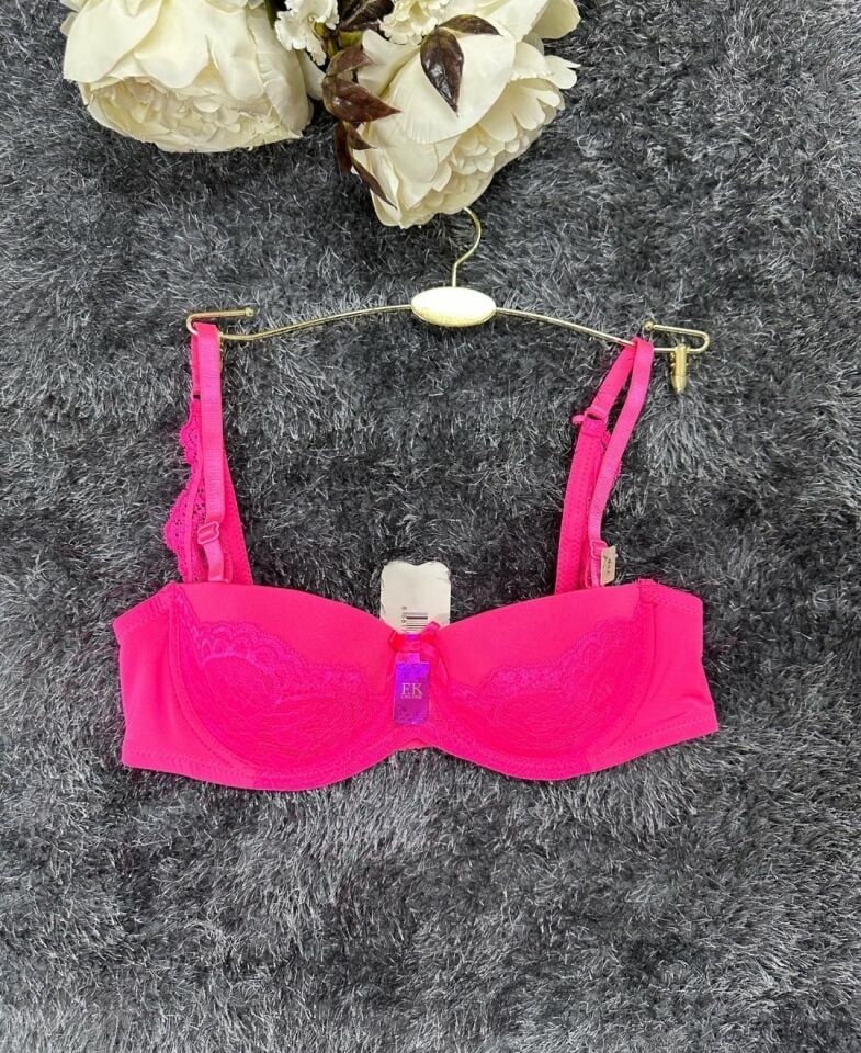 Barbie Pembe Arkası Metal Kancalı Dantelli ve Şeritli Balenli Hafif Destekli Sütyen 384 Pembe - 90B