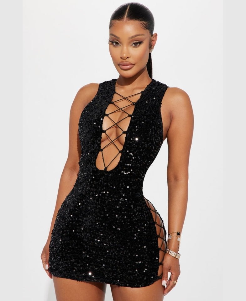 Kadın Pullu Derin Dekolte ve Yan Dekolte Detaylı Siyah Babydoll/Gecelik Siyah - XL