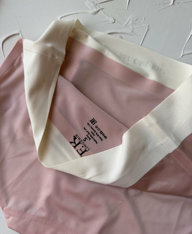Alina Dikişsiz İz Yapmaz Yüksek Bel Üstün Kalite Beli Yazılı Hafif Slip Pudra  - L