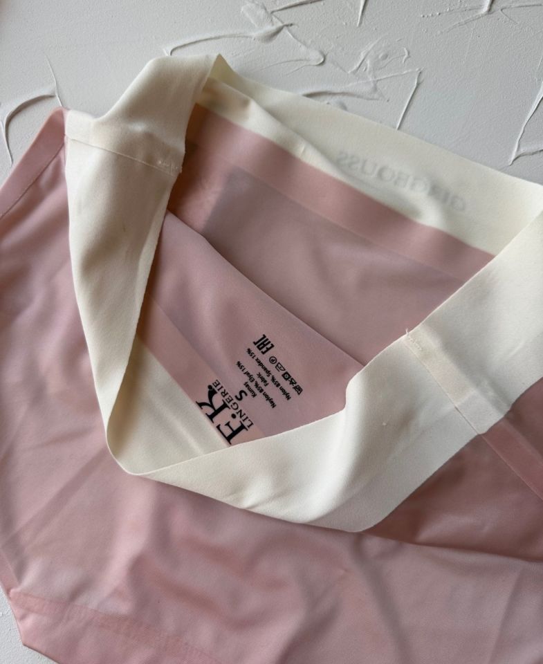 Alina Dikişsiz İz Yapmaz Yüksek Bel Üstün Kalite Beli Yazılı Hafif Slip Pudra  - XL