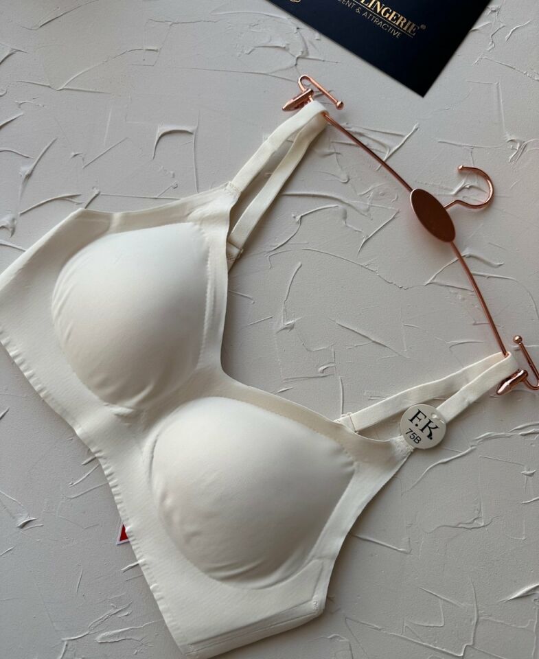 Carma İthal Balensiz Dikişsiz İce-Silk Yarı Push-up İnce Askılı Sütyen Ekru - M