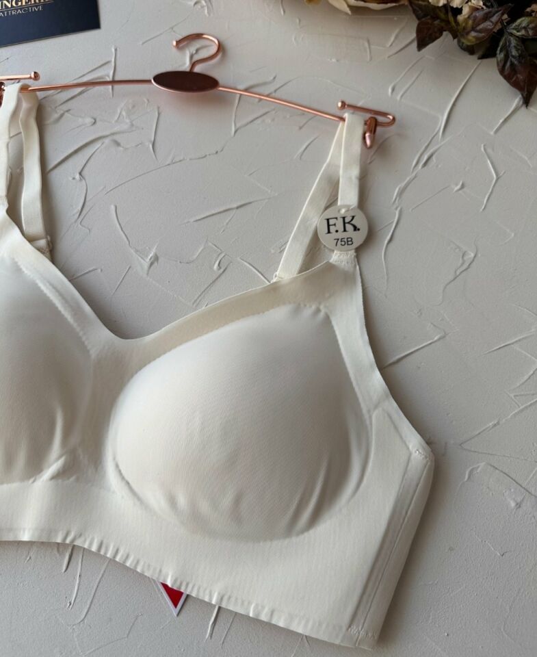 Carma İthal Balensiz Dikişsiz İce-Silk Yarı Push-up İnce Askılı Sütyen Ekru - M