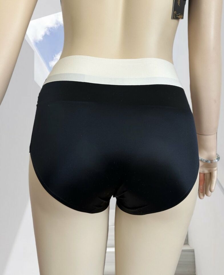Alina Dikişsiz İz Yapmaz Yüksek Bel Üstün Kalite Beli Yazılı Hafif Slip Siyah - XL