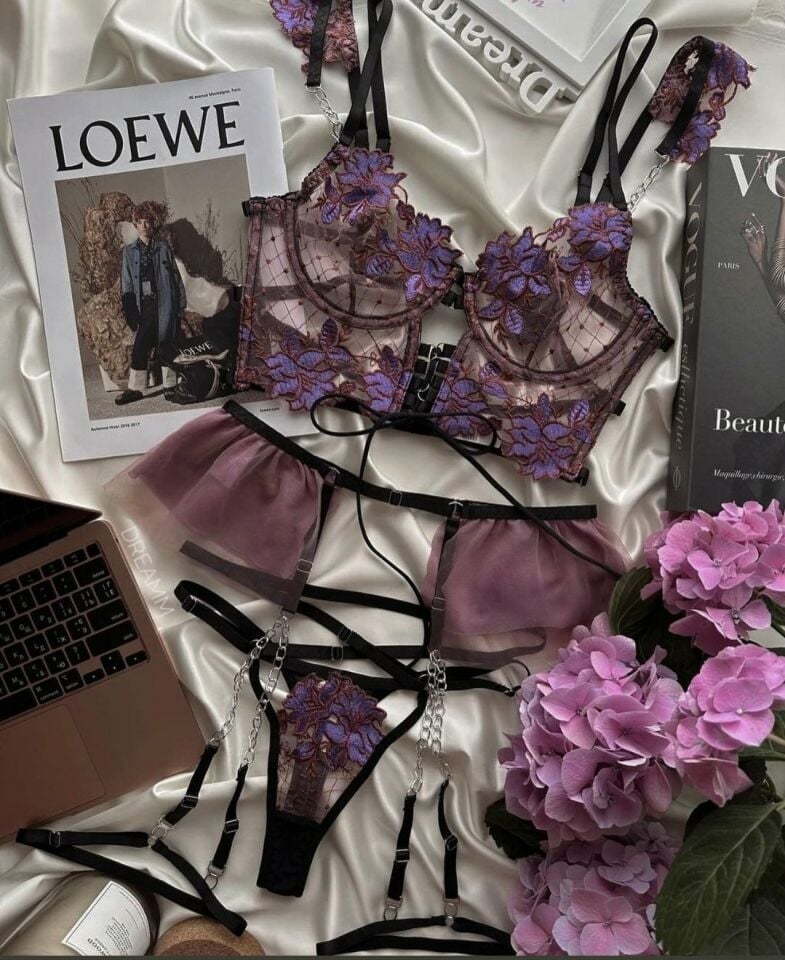 Purple Dreamer Çiçek Desenli İthal Tasarım Büstiyer Jartiyer Takım (Limited) Mor - M