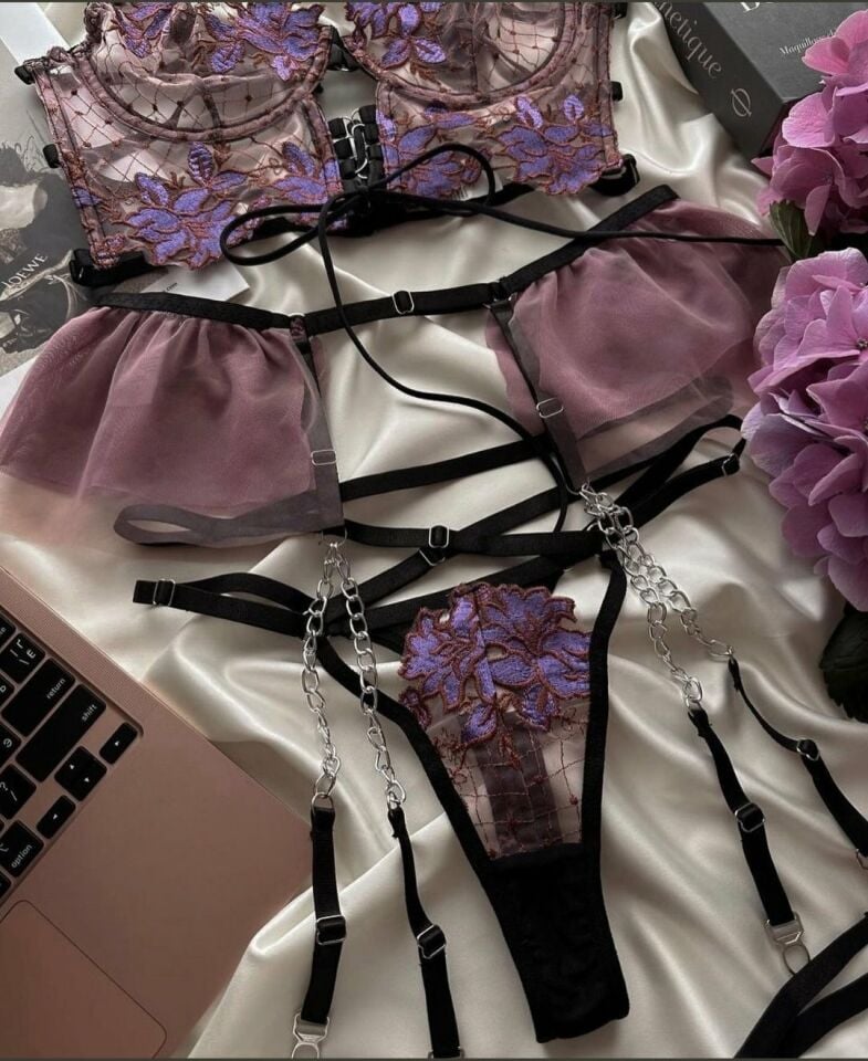 Purple Dreamer Çiçek Desenli İthal Tasarım Büstiyer Jartiyer Takım (Limited) Mor - M