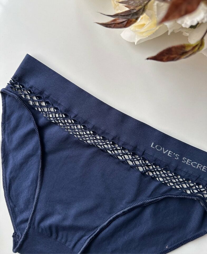 Kadın Dikişsiz Antibakteriyel Sportwear Fileli Slip/Bikini (Siyah, Bordo, Kahverengi, Lacivert) Lacivert - S/M