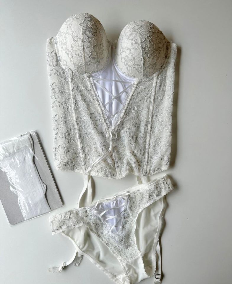 Çeyizlik Önden Bağlamalı Beyaz Dantelli Korse Sütyen Slip Takım Beyaz - L/XL
