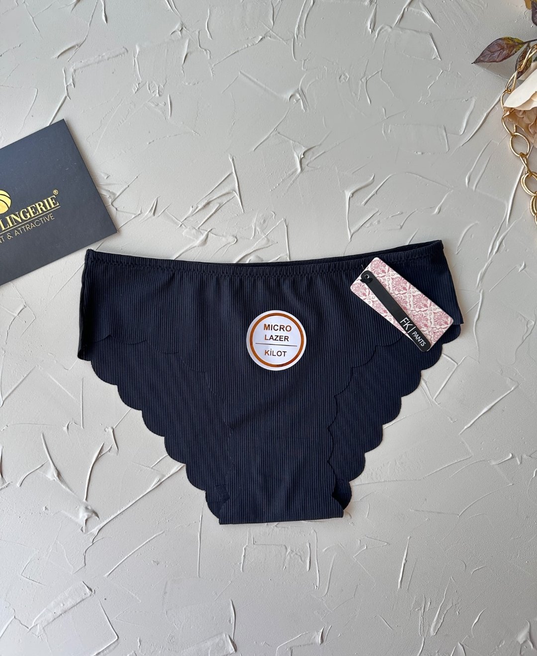 Mikro Lazer Kaşkorse Fitilli Kumaş Normal Bel Dikişsiz Slip/Külot Siyah - S