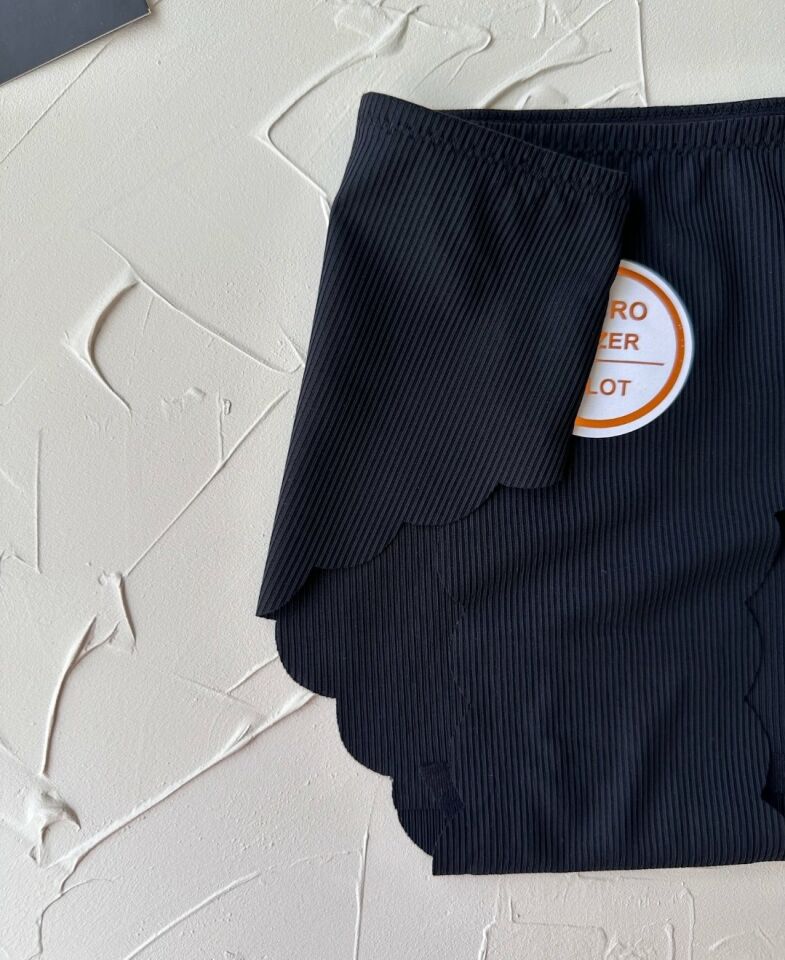 Mikro Lazer Kaşkorse Fitilli Kumaş Normal Bel Dikişsiz Slip/Külot Siyah - L