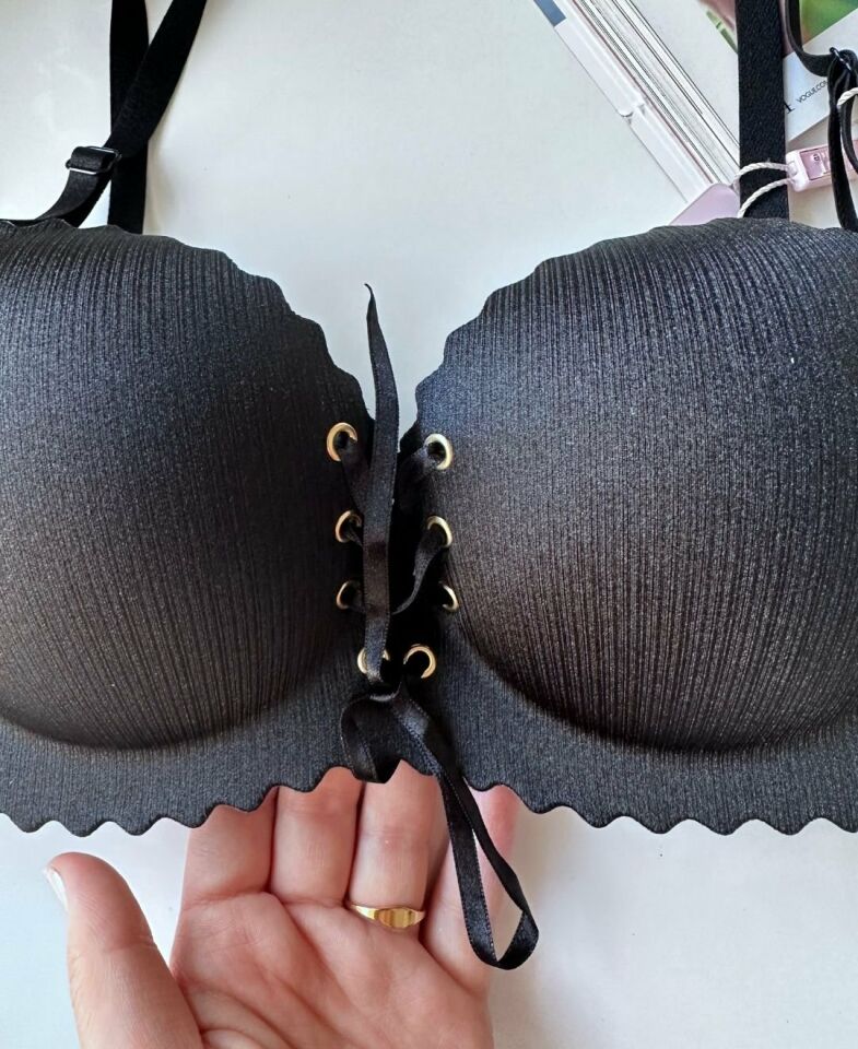 Lady Lazer Kesim Önden Bağlamalı İthal Push-up Maximizer Sütyen Siyah - 75B