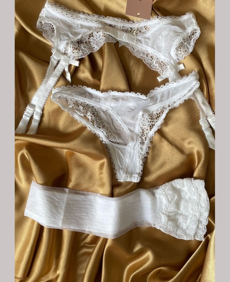 Intive Üçlü Dantelli Jartiyer Takım (Jartiyer, Tanga ve Çorap) -1001 Beyaz - XL