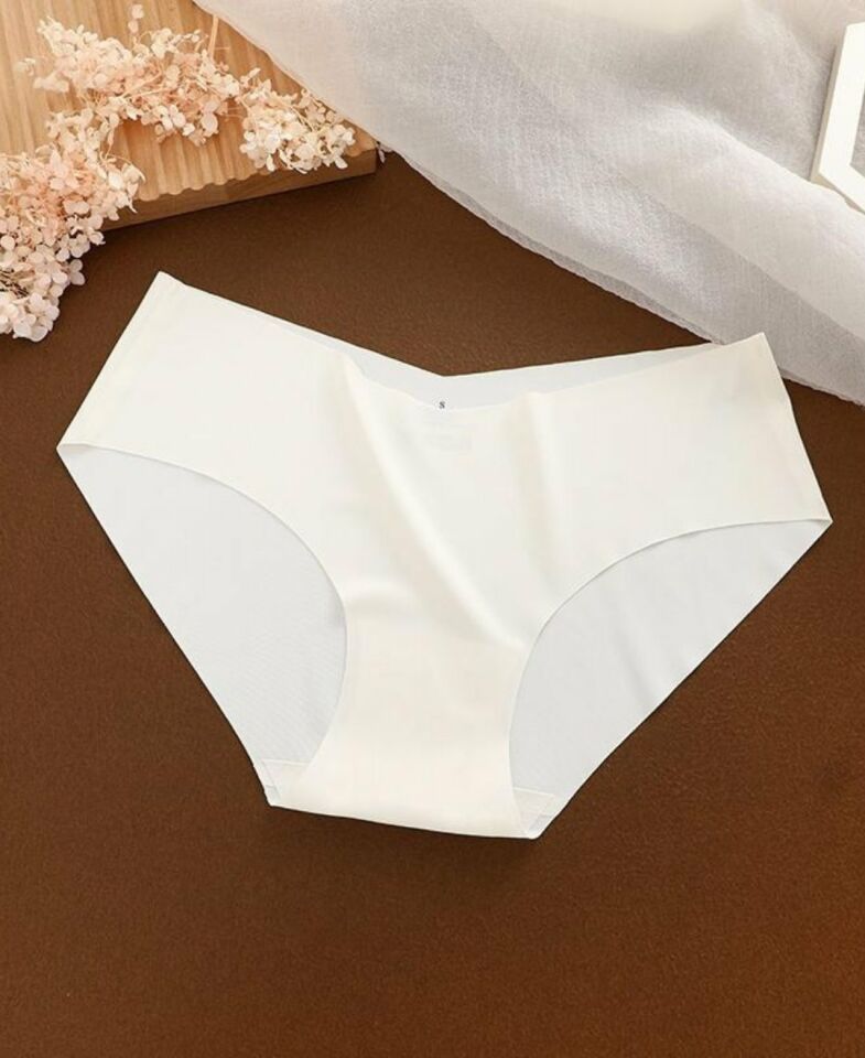 Kadın Günlük Kullanım %100 Orijinal Lazer Kaliteli V Kesim Külot/Slip -2811 Ekru - L