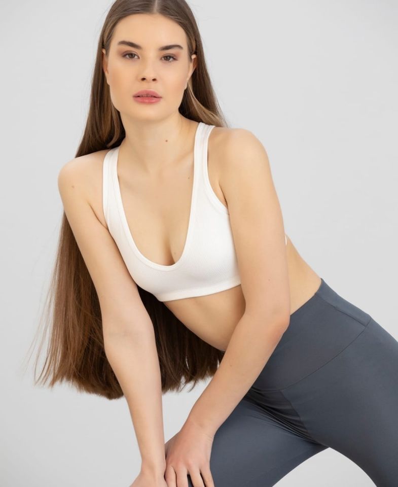 Aurafit Fitilli Derin U Yaka Kalın İp Askılı Arkası Çapraz Büstiyer/Croptop - 9044 Beyaz - S/M