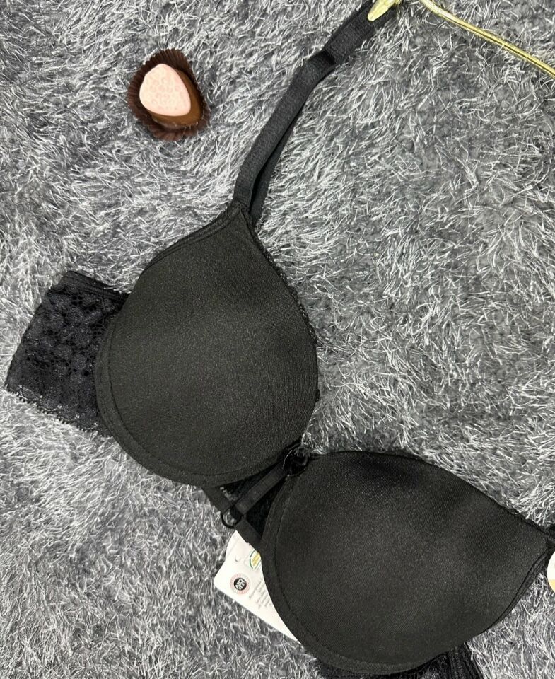 Günlük Kullanım Full Push-up Yanları Dantelli Önü Halka Detaylı Sütyen Siyah - 80B