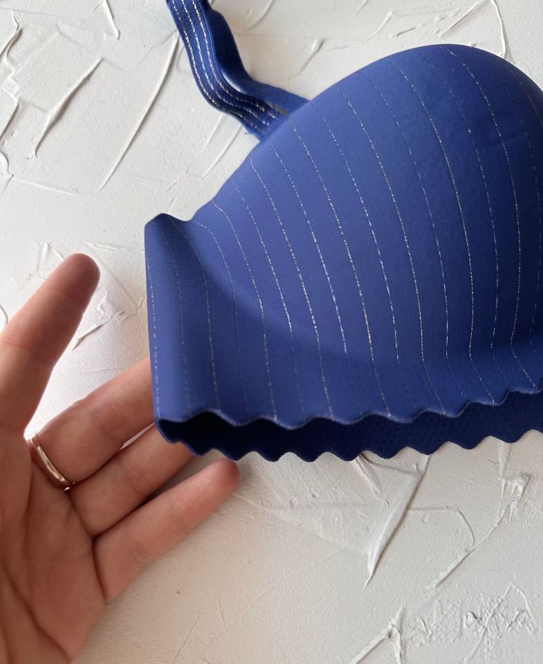 Jennie İthal Lazer Kesim Dikişsiz Parlak İpli El Kaplı Push-up Sütyen -FK1204 Lacivert - 80B