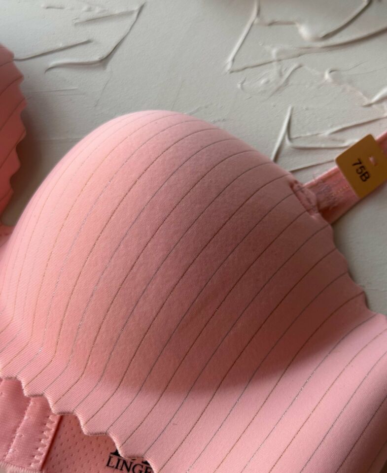 Jennie İthal Lazer Kesim Dikişsiz Parlak İpli El Kaplı Push-up Sütyen -FK1204 Pembe - 85B