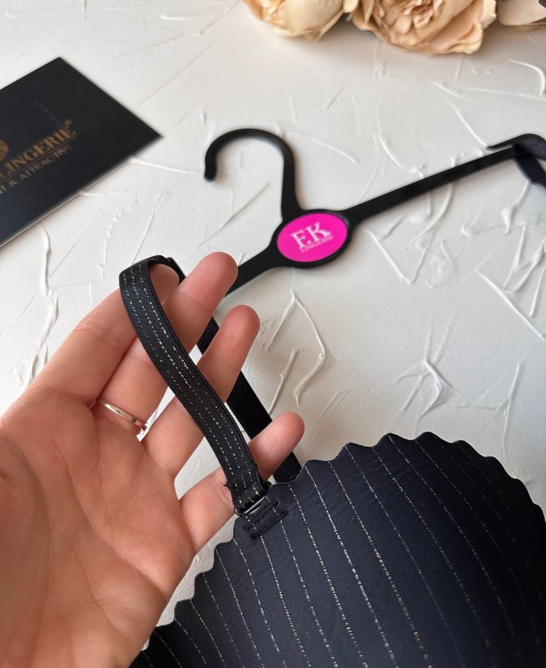 Jennie İthal Lazer Kesim Dikişsiz Parlak İpli El Kaplı Push-up Sütyen -FK1204 Siyah - 75B