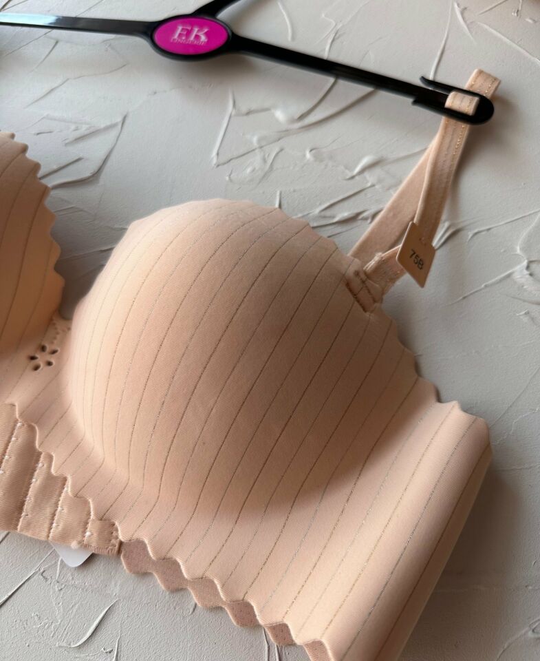 Jennie İthal Lazer Kesim Dikişsiz Parlak İpli El Kaplı Push-up Sütyen -FK1204 Ten Rengi - 85B