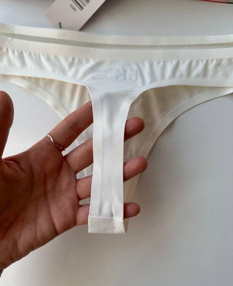 Orijinal Lazer Kesim Spandex Invisible Dikişsiz Transparan Detaylı Tanga- 2803 Beyaz - L