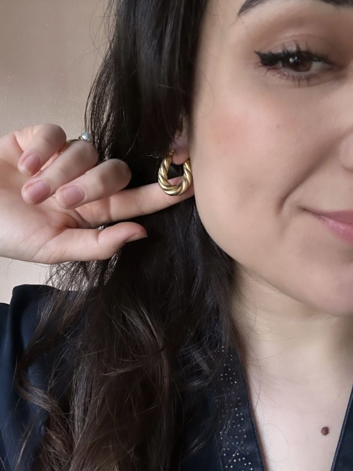 Kadın Çelik Vintage Burgu Detaylı Halka Küpe