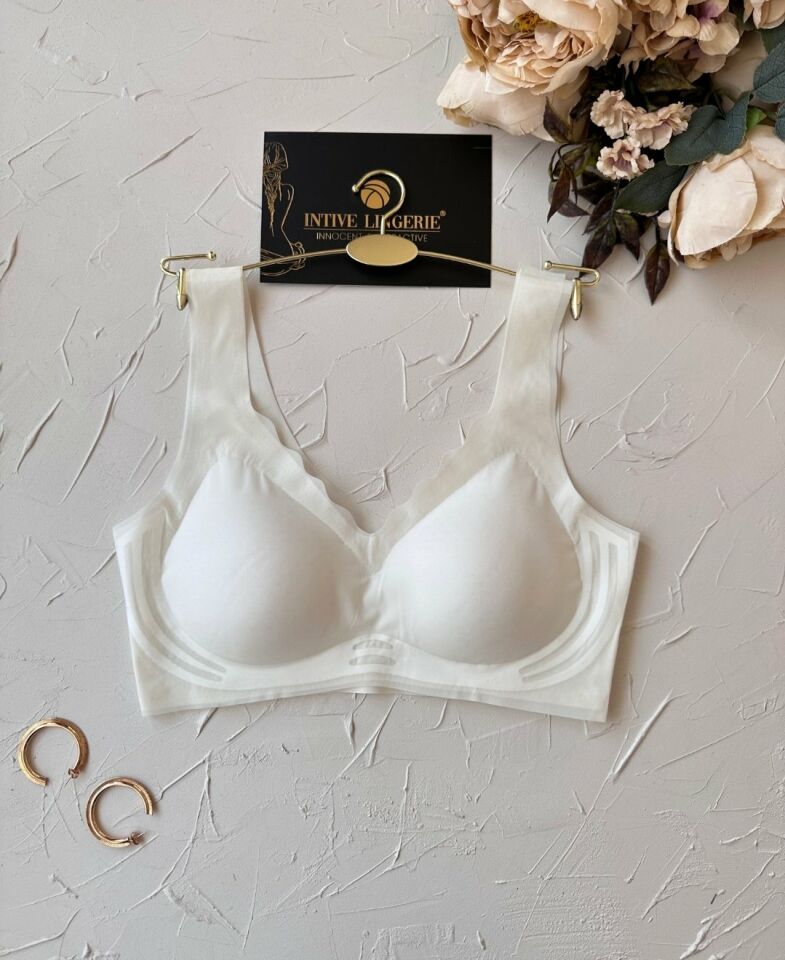 Ellie Dikişsiz İce-Silk (Buz İpek) Görünmez Ultra Hafif Padli Nefes Alabilir İthal Bralet/Sütyen Ekru - S