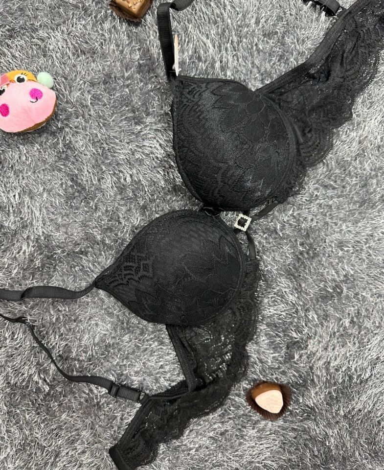 Push-up Dantelli Önü Taşlı Aksesuar Detaylı Günlük/Fantezi Sütyen Siyah - 85B